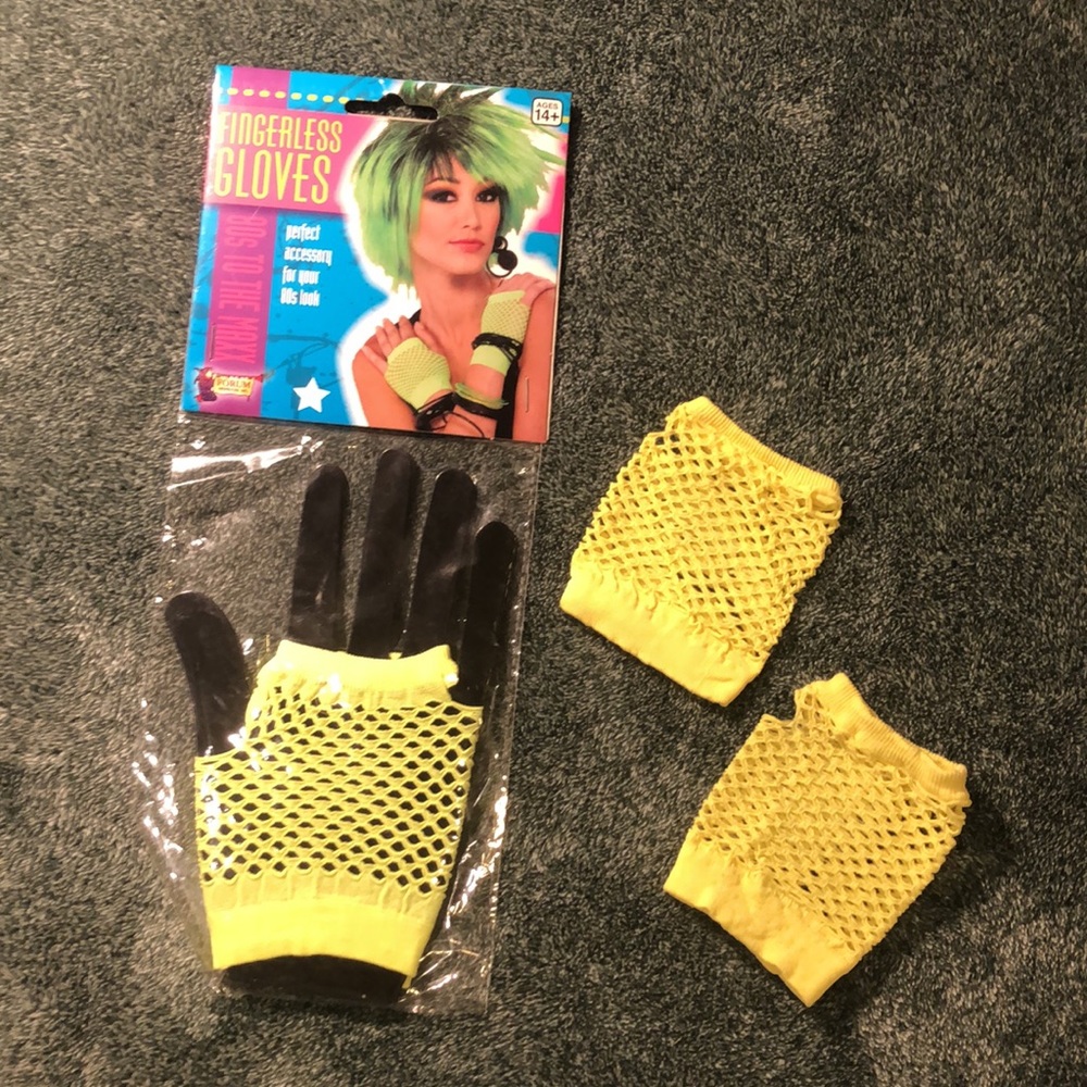 Fingerless fishnet gloves - Picture 4 of 4